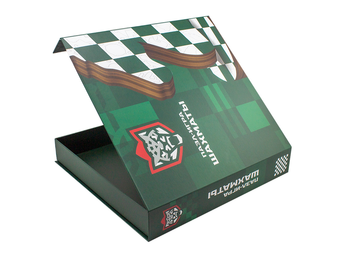 Кашированная подарочная упаковка для игры ПАЗЛ-ИГРА ШАХМАТЫ